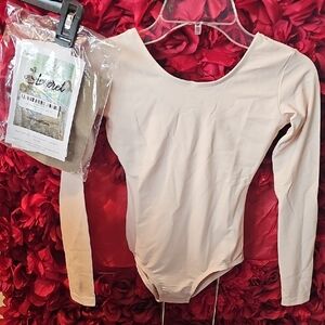 Leveret NWT Girls Nude Long Sleeve Bodysuit Size Medium 8/10